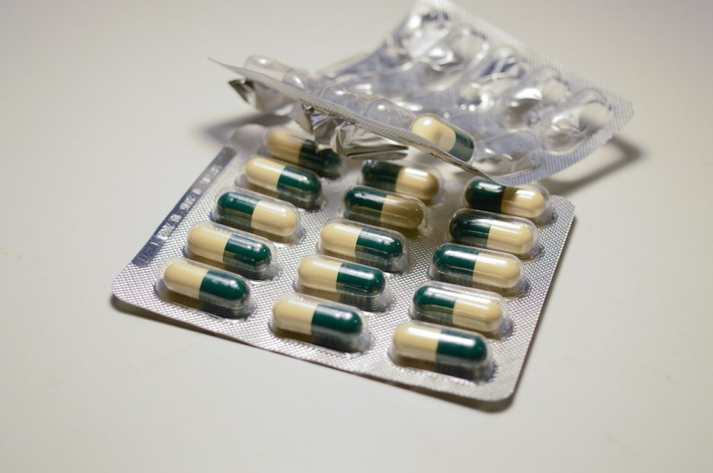 中外製薬、抗インフルエンザウイルス剤タミフル®の情報をチャットボットで提供|人工知能を搭載した製品・サービスの比較一覧・導入活用事例・資料請求が無料でできるAIポータルメディア